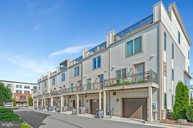 Building Photo - 4810 Garden View Ln