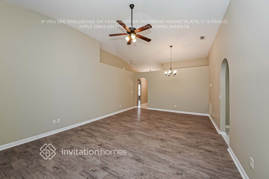 Building Photo - 4508 Stable Dr