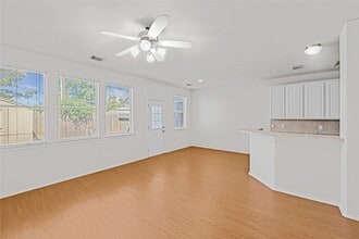 Building Photo - 6413 Dawson Creek Dr