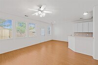 Building Photo - 6413 Dawson Creek Dr