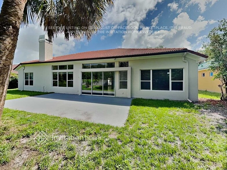Building Photo - 2324 Lielasus Dr