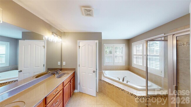 Building Photo - 1505 Aringill Ln