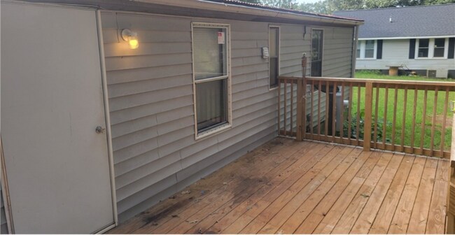 Building Photo - 5103 Davis Cir