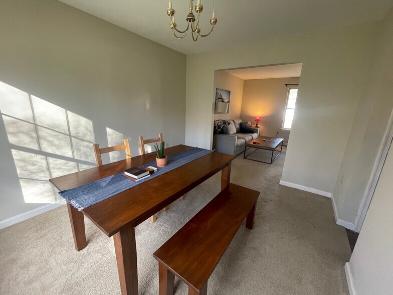 Building Photo - 6709 Cherryfield Rd