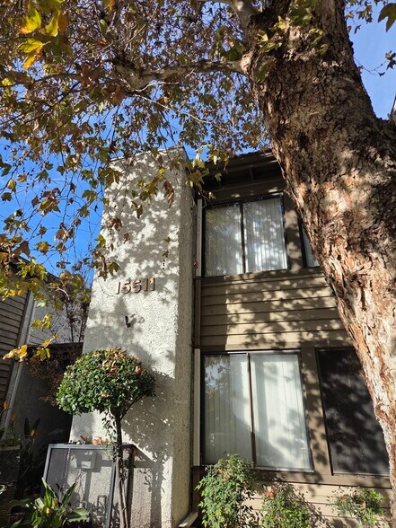 Building Photo - 15511 Sherman Way