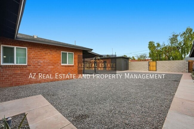 Building Photo - 1801 N 18th St