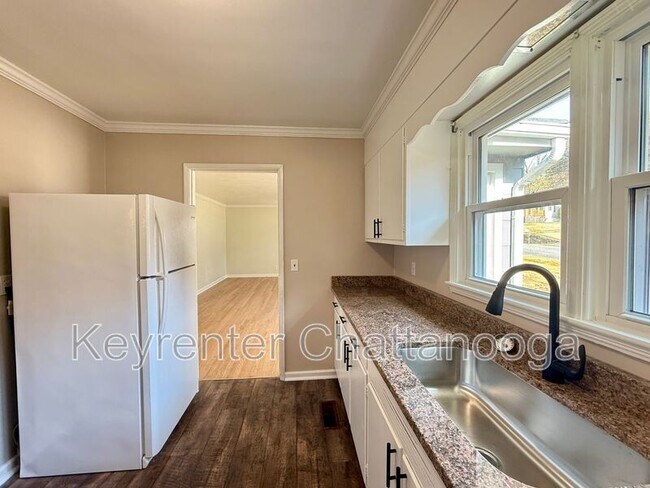 Building Photo - 4803 Orchard View Dr