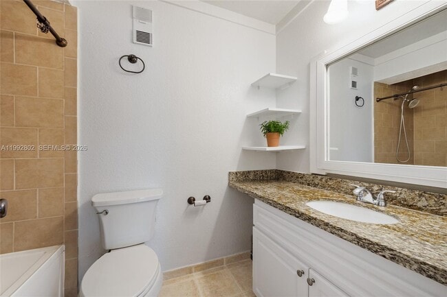 Building Photo - 10560 SW 156th Pl