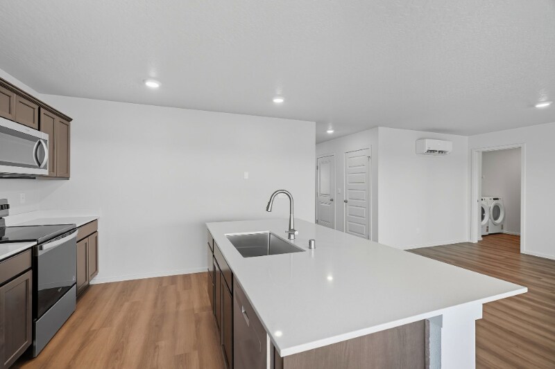 Building Photo - 806 K St
