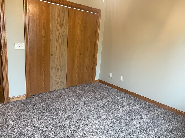 Building Photo - 7364 Mercy Ln