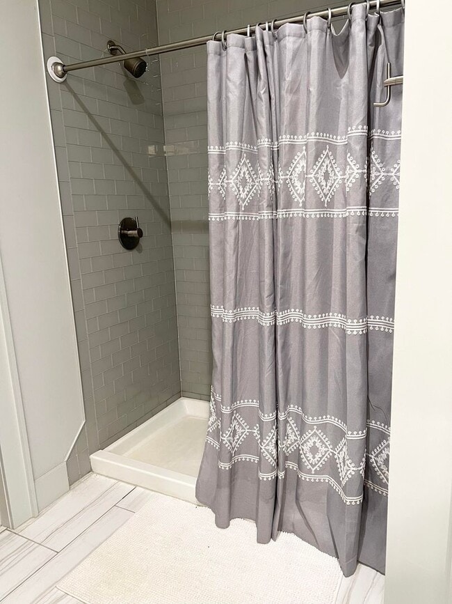 Building Photo - 2501 Bienville Blvd