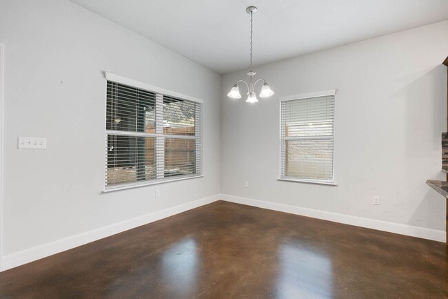 Building Photo - Kerrville, TX!  Country Charm with Modern Flair.