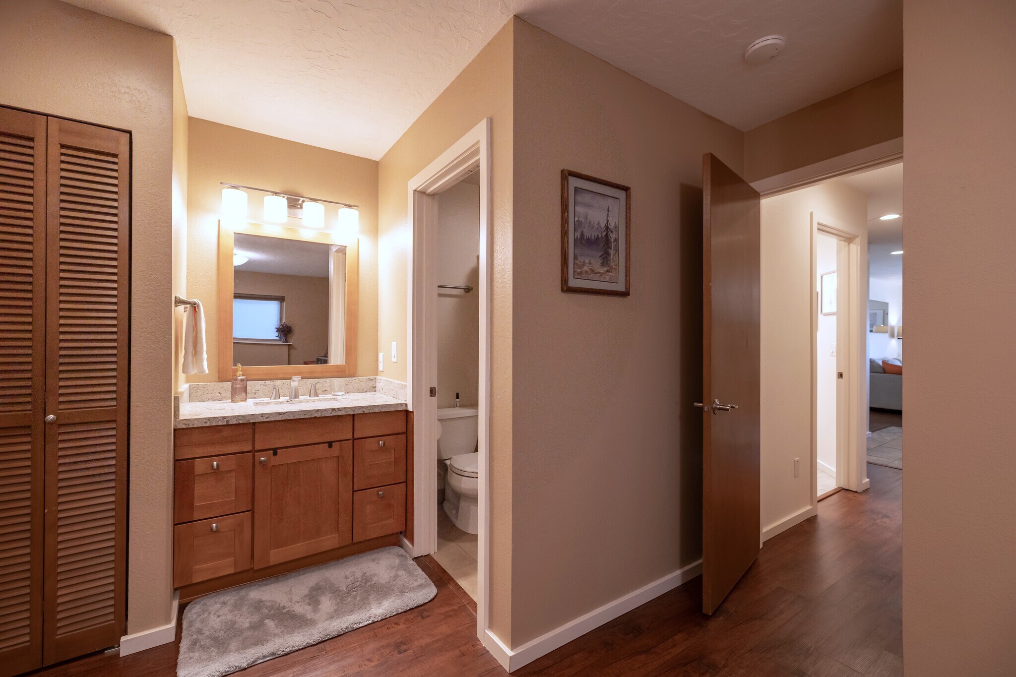 Building Photo - 2345 Boylston Ave E