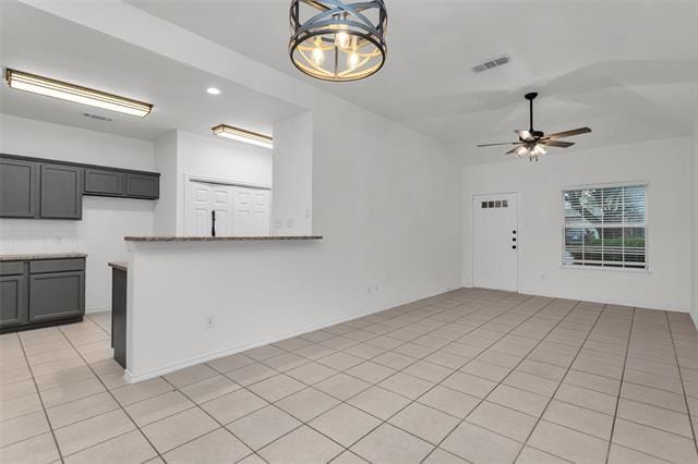 Building Photo - 913 Jenni Dr