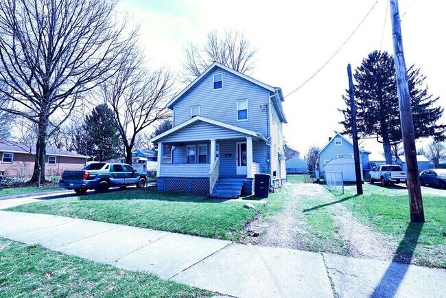 Building Photo - 450 Stanton Ave