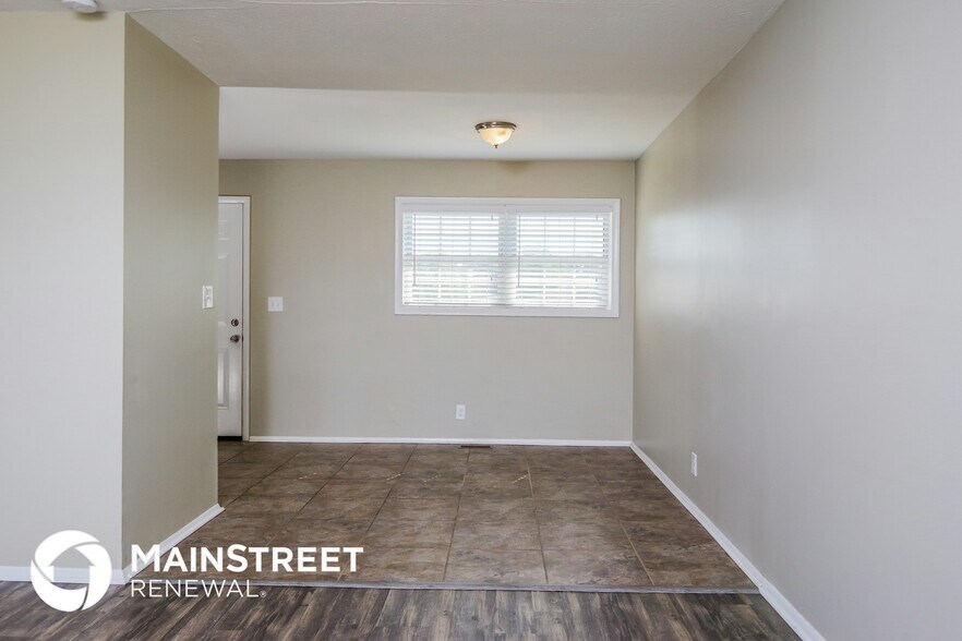 Building Photo - 5605 Butternut Rd