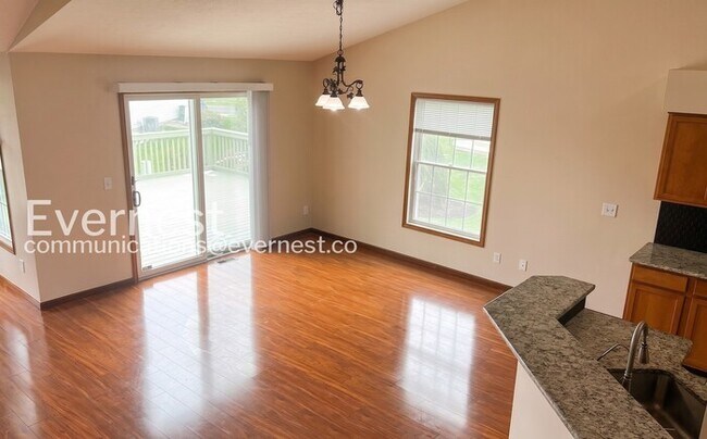 Building Photo - 4369 Houser Dr