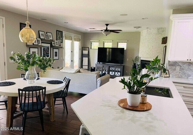 Building Photo - 11411 E Sebring Cir