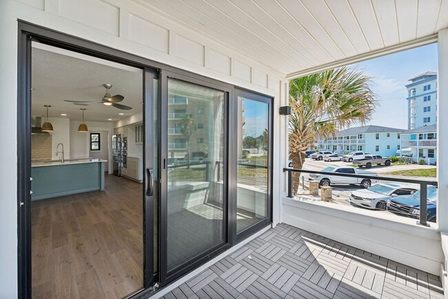 Building Photo - The townhome with ocean views from every room