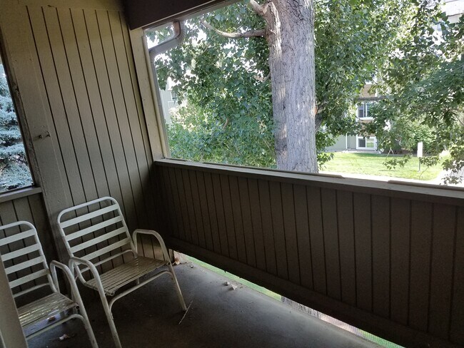 Private balcony with storage - 710 City Park Ave