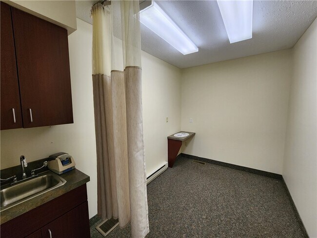 Building Photo - 3142 Mt Morris Geneseo Rd