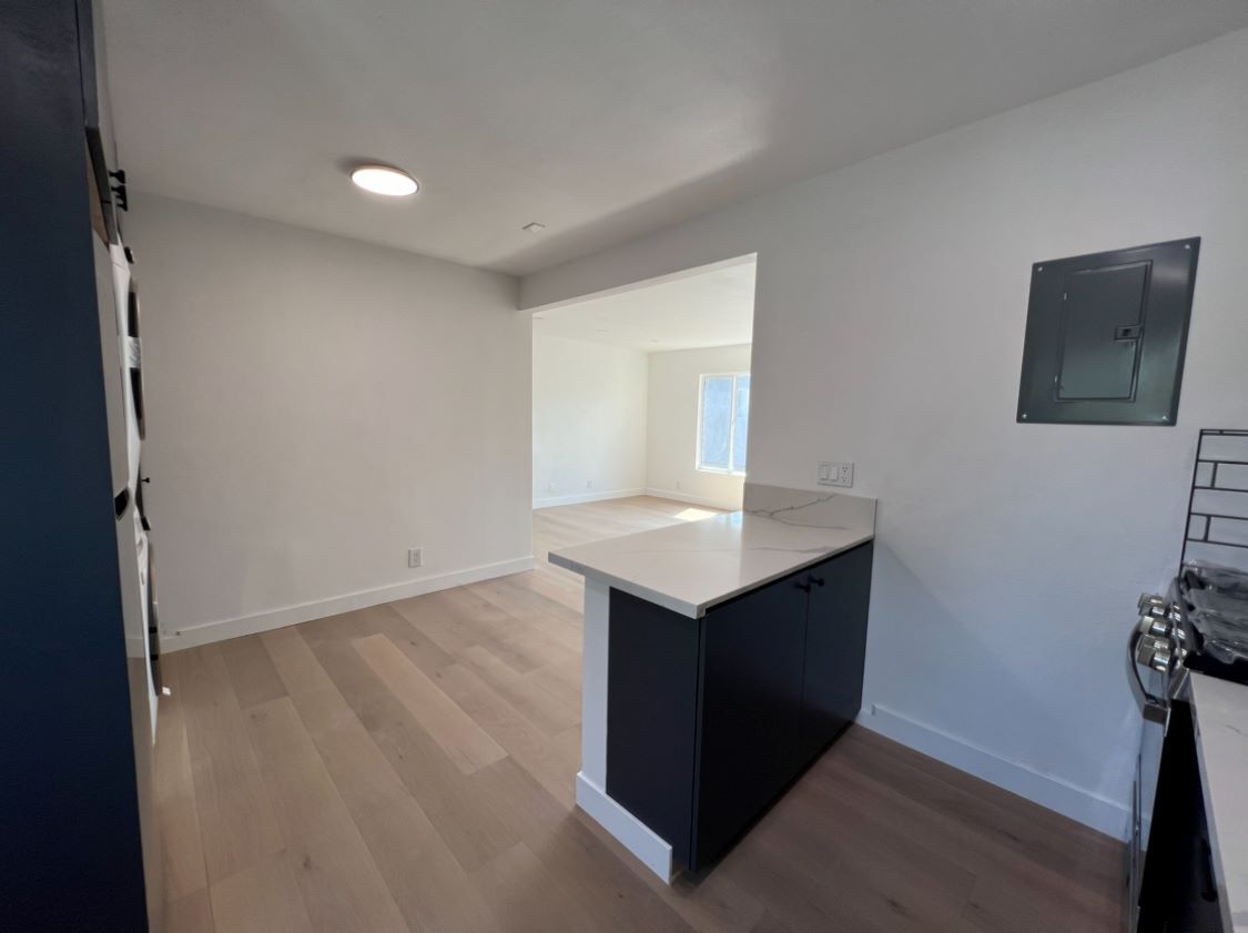 Building Photo - 2714 Queen St