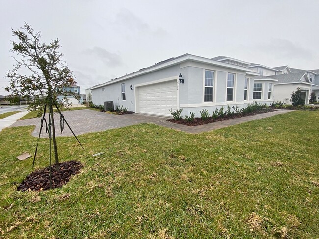 Building Photo - SAINT CLOUD - SPLIT OAK RESERVE - 3BR/3BA ...