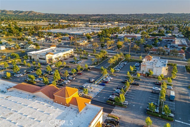 Building Photo - 1539 Carmel Ct