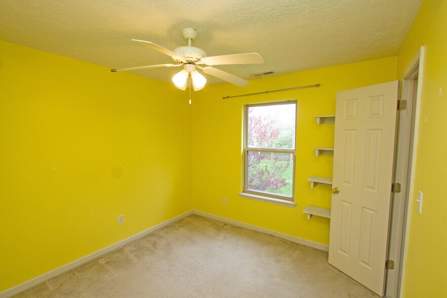 Building Photo - 2321 Winterset Dr