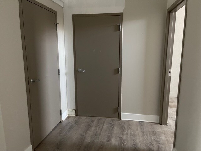 Building Photo - 42 S Saint Clair St