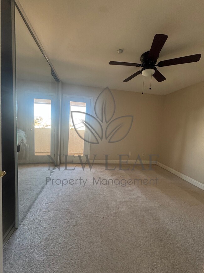 Building Photo - 49 Terracina Blvd