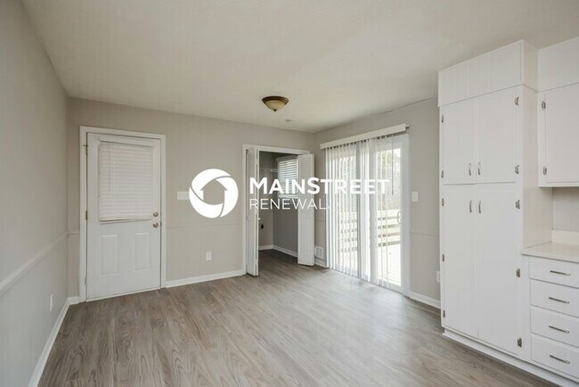 Building Photo - 3 Bedroom Pet-Friendly Home in Conyers, GA with Main Street Renewal