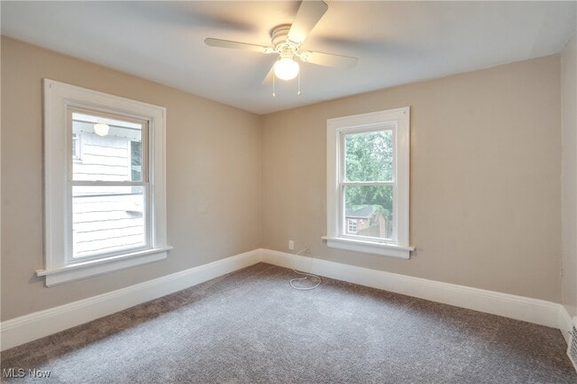 Building Photo - 2338 16th St SW