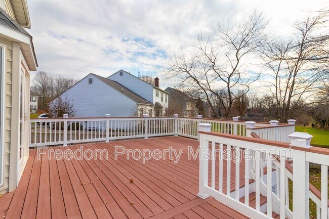 Building Photo - 80 Brookshire Dr