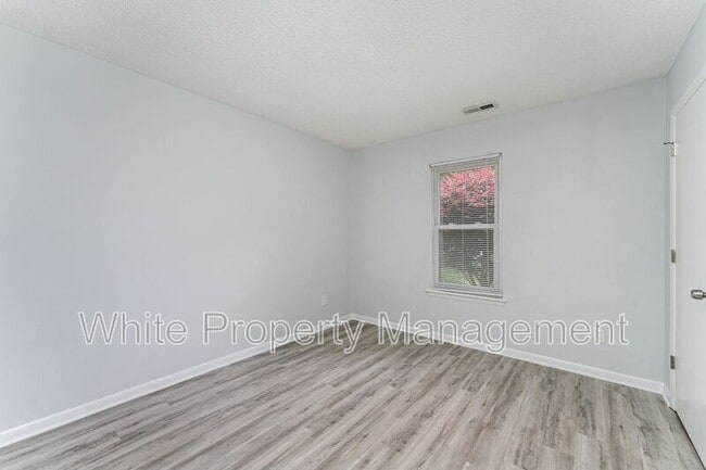 Building Photo - 7230 Newell Acres Dr