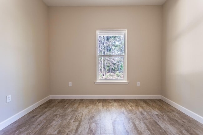 Building Photo - 343 Indian Woman Rd