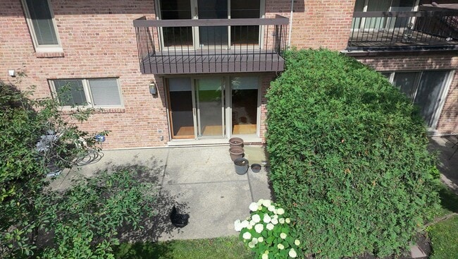 Building Photo - 1836 Wildberry Dr