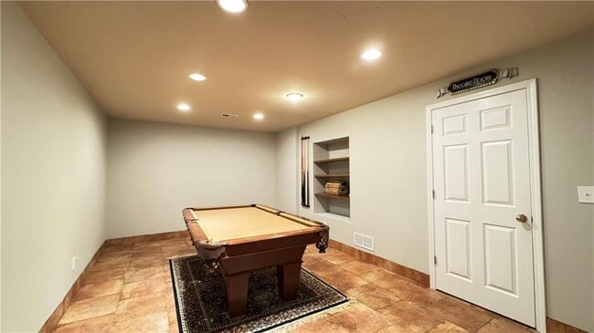 Building Photo - 7195 Devonhall Way