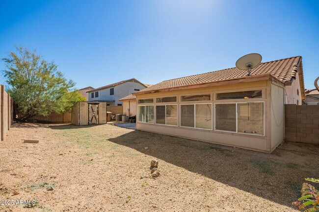 Building Photo - 8572 W Palo Verde Ave