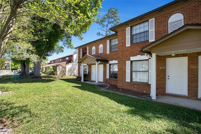 Building Photo - 2727 Gray Fox Ln