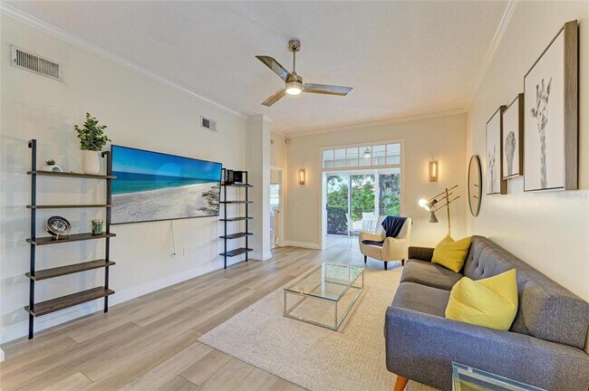 Building Photo - 3605 54th Dr W