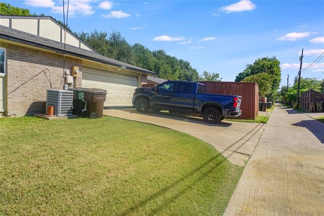 Building Photo - 1456 Waterton Dr