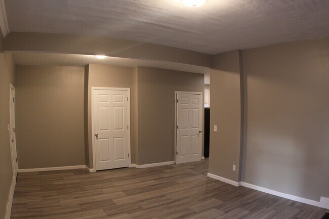 Building Photo - 62 Amherst St