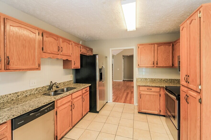 Building Photo - 1625 Celebration Way