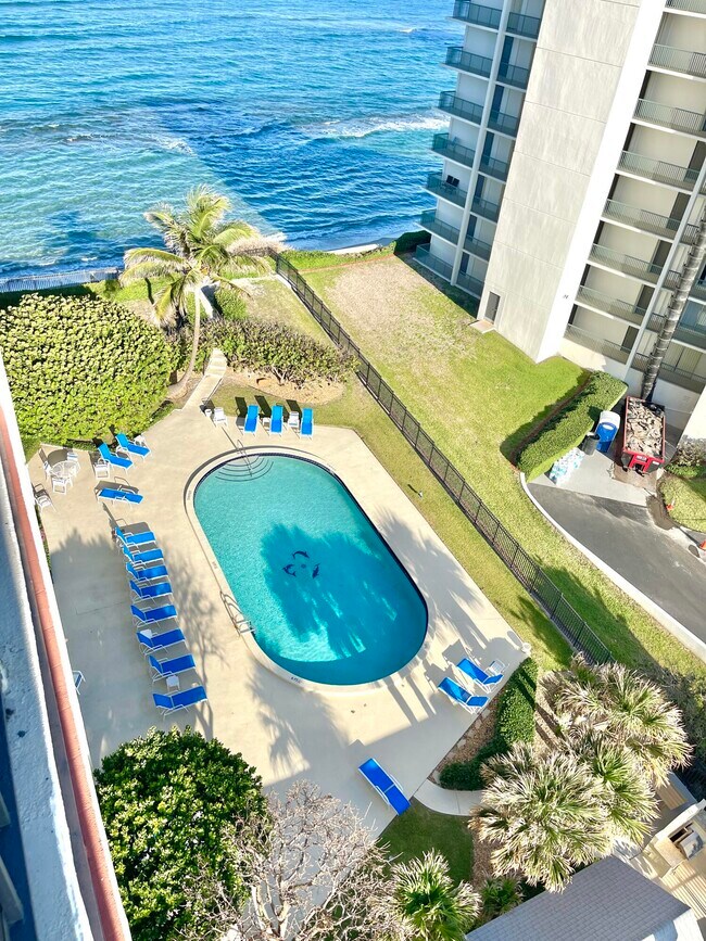 Building Photo - 5420 N Ocean Dr