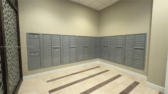 Building Photo - 7825 NW 107th Ave