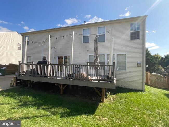 Building Photo - 5 Shale Ct
