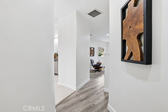 Building Photo - 10718 Valley Spring Ln