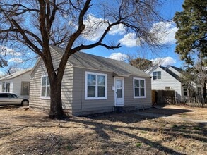 Building Photo - 1 Bedroom 1 bathroom house in North Lubbock!