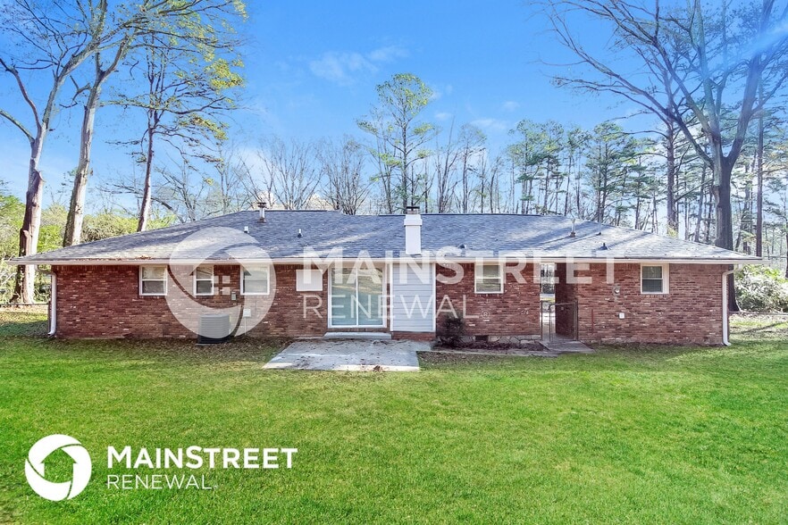 Building Photo - 481 Stephenson Rd